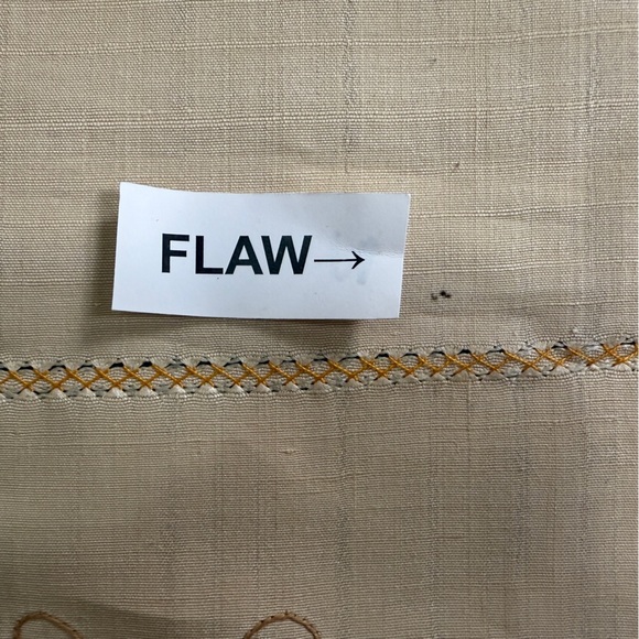 Embroidered Dragons Tan Square 47"X47" Tablecloth ( Believe it to be Silk) - Picture 8 of 9